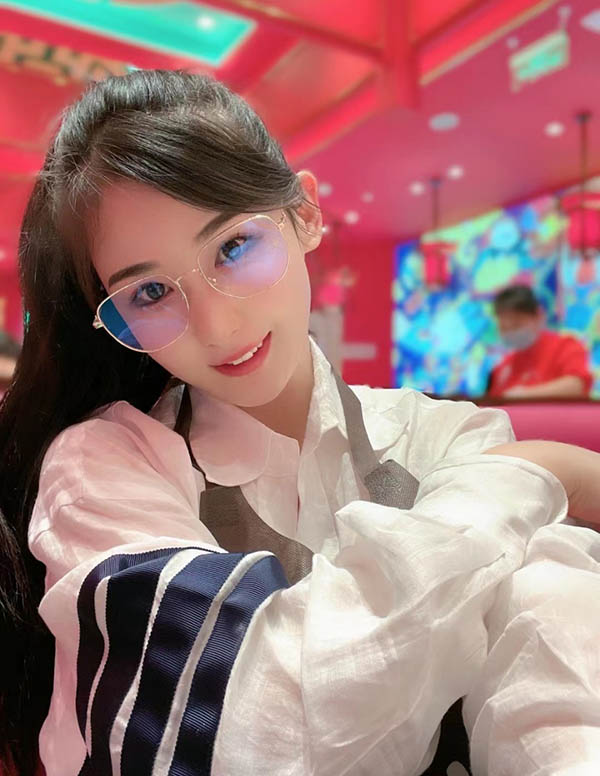 东京美女伴游